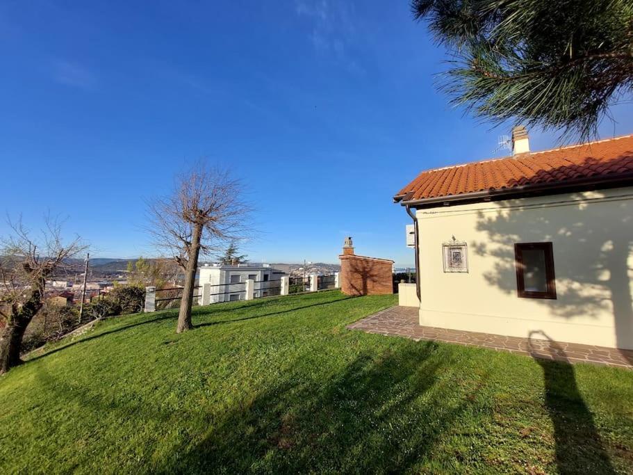 Al Casel: Storico Casello Sulla Ciclabile Trieste Exterior photo